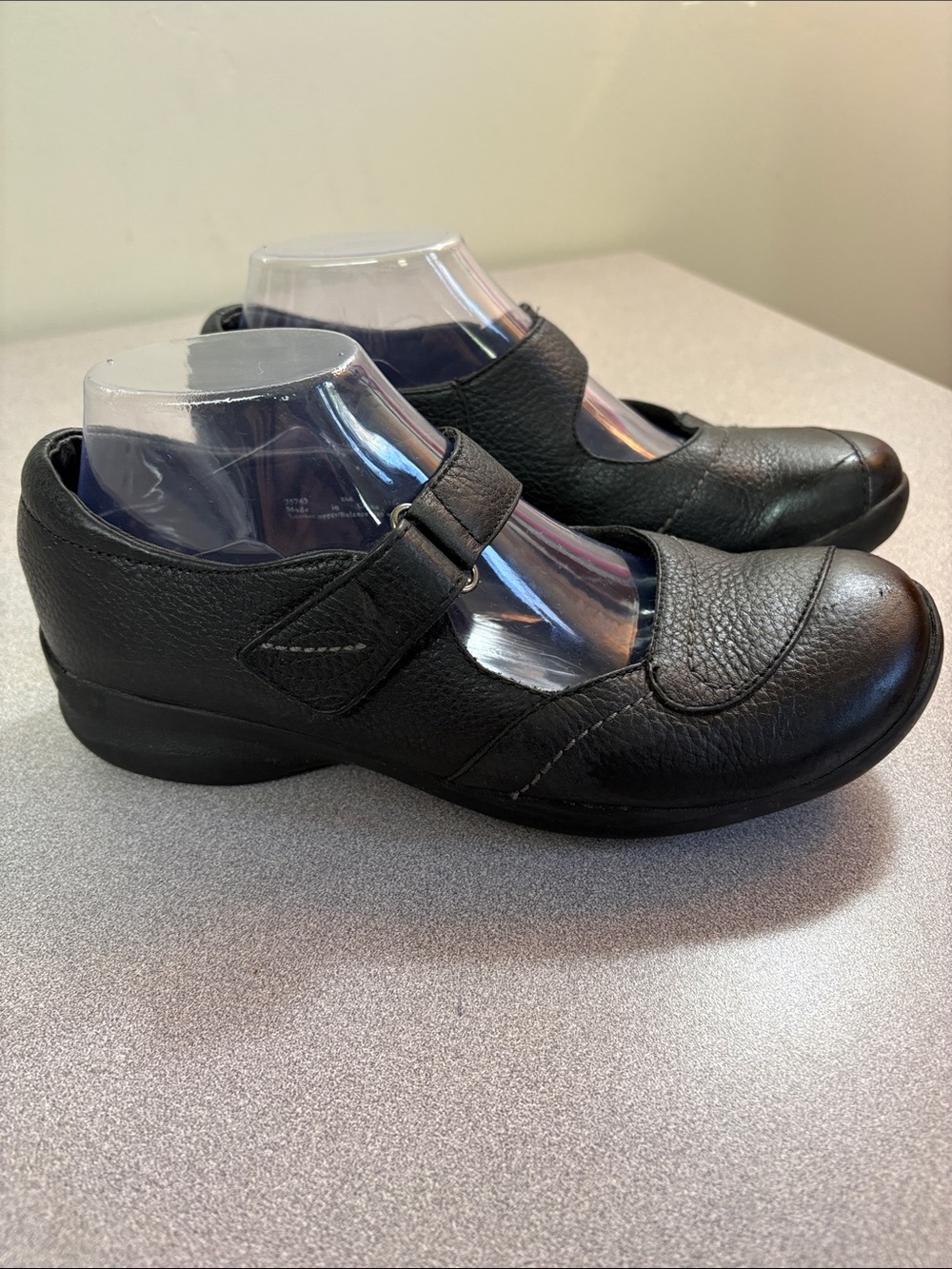 Clarks Carleigh Jane Black Leather Mary Jane Shoes